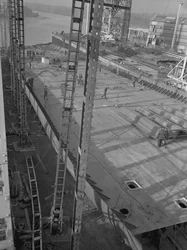 Vista dei doppi fondi di Nicola, il primo SD14, quasi completato al cantiere navale di Southwick, Sunderland, 23 ottobre 1967